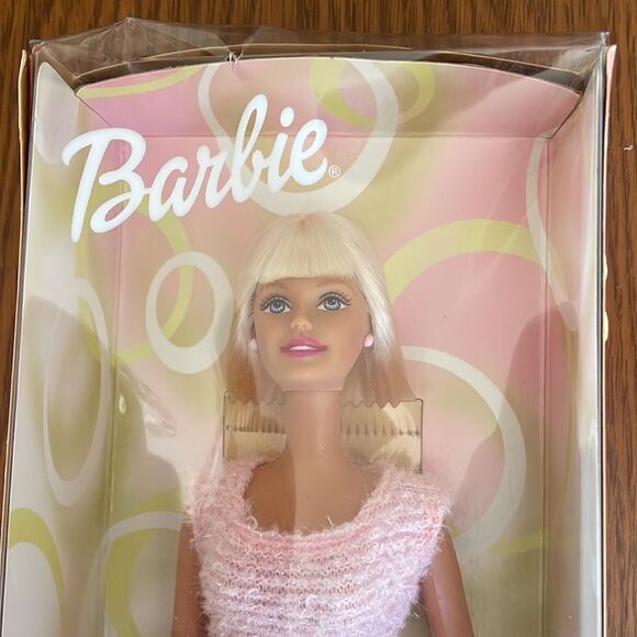 Vintage 2002 Mattel Easter Magic Barbie new in box - Picture 2 of 4